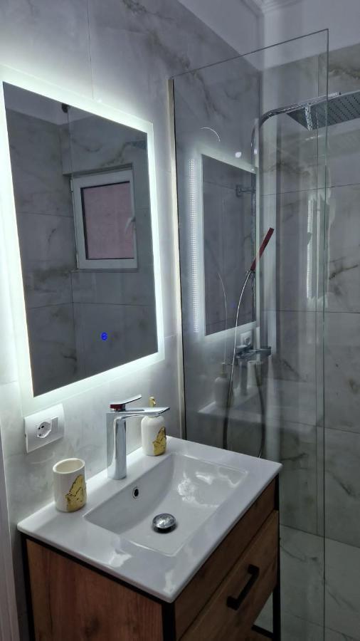 Pirro Luxury Apartment Saranda Extérieur photo